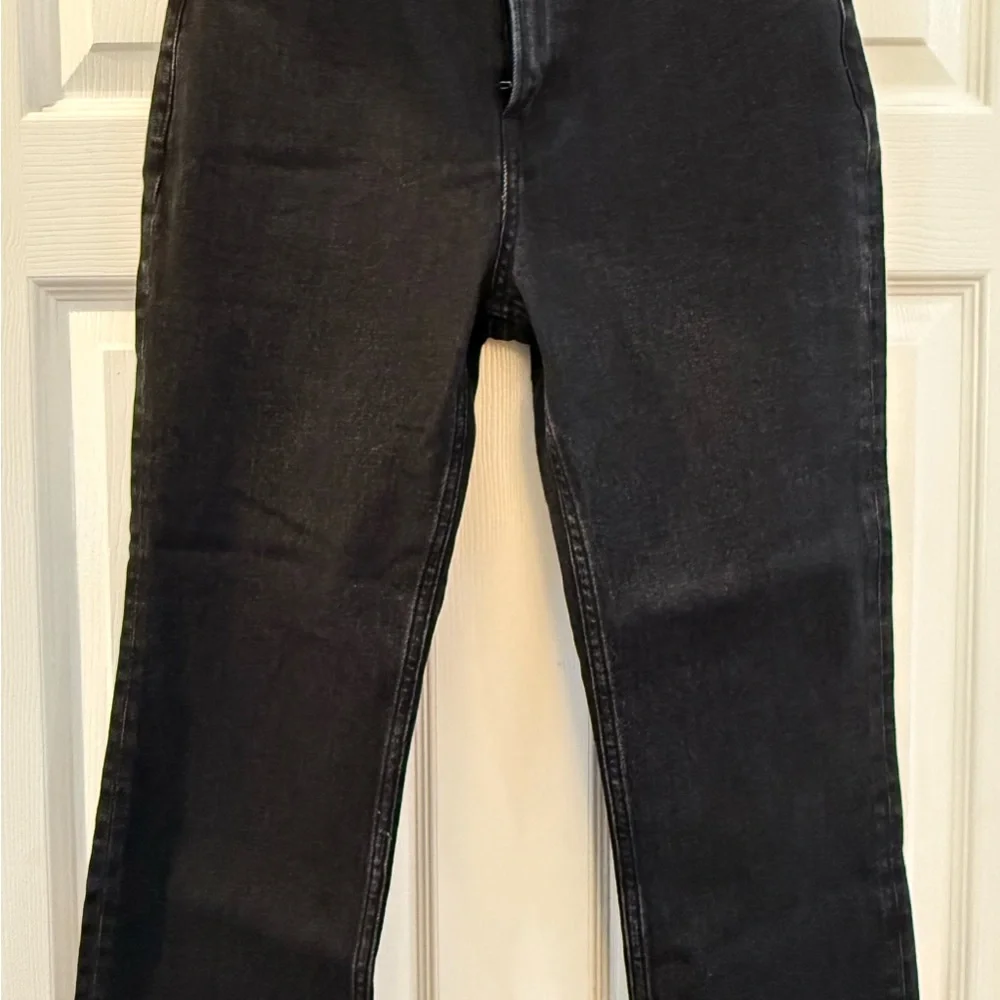 Abercrombie The Ankle Straight Curve Love Black Jeans Women Size 26/ 2S - Picture 2 of 9
